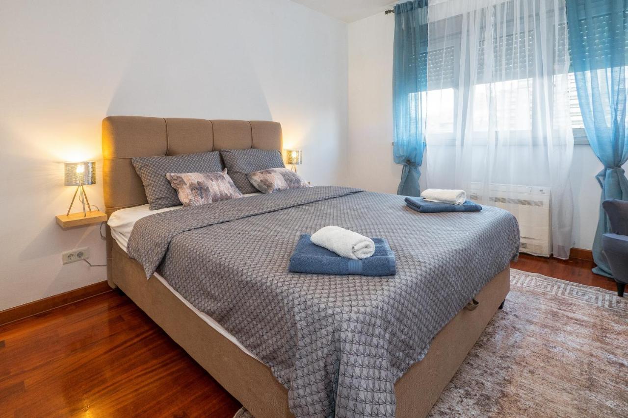 Airy 2-Br Apt W/ Open Layout & Modern Design Apartment Split Bagian luar foto